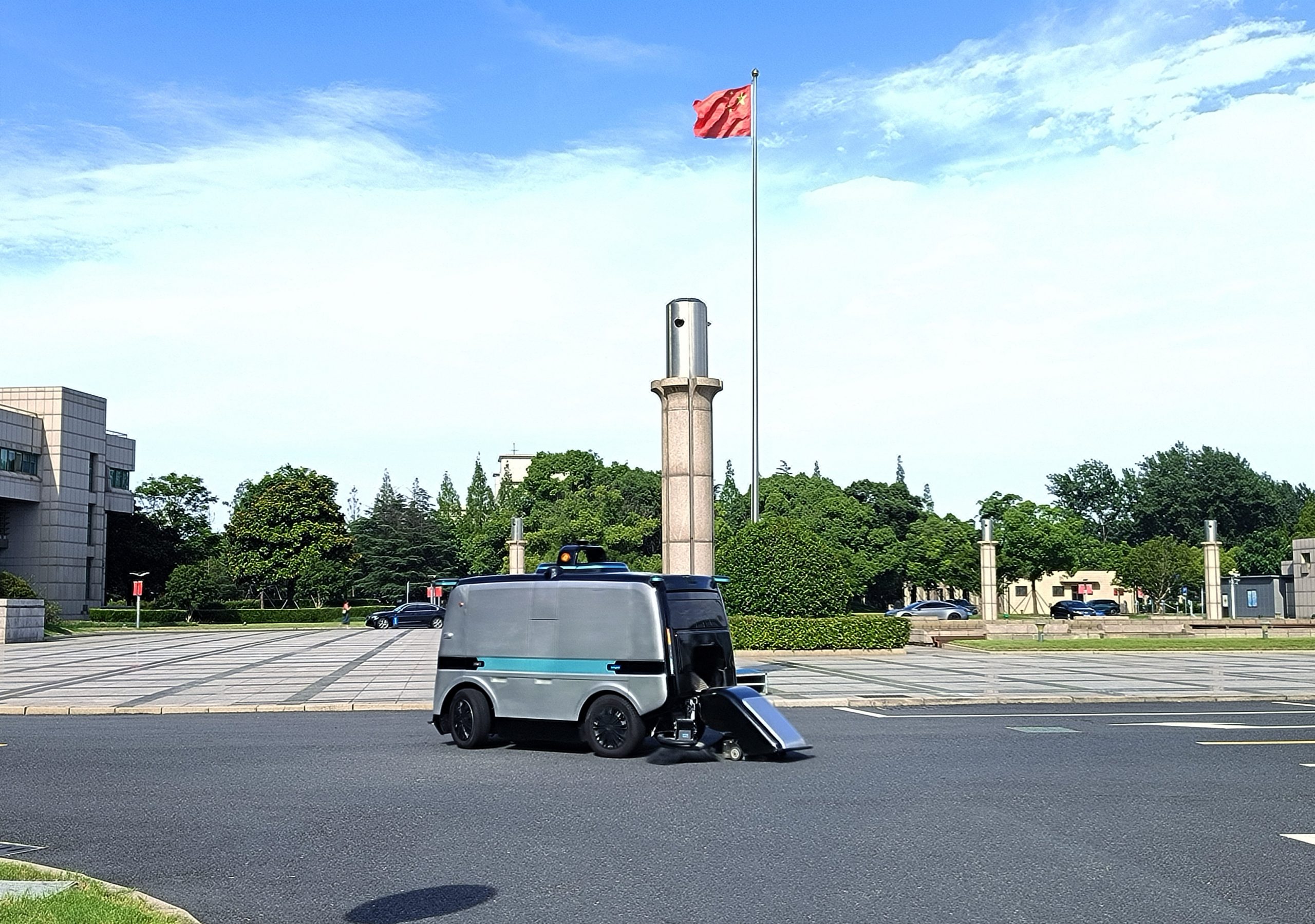 China’s First Autonomous Sanitation Road Permit: A Milestone for the ...